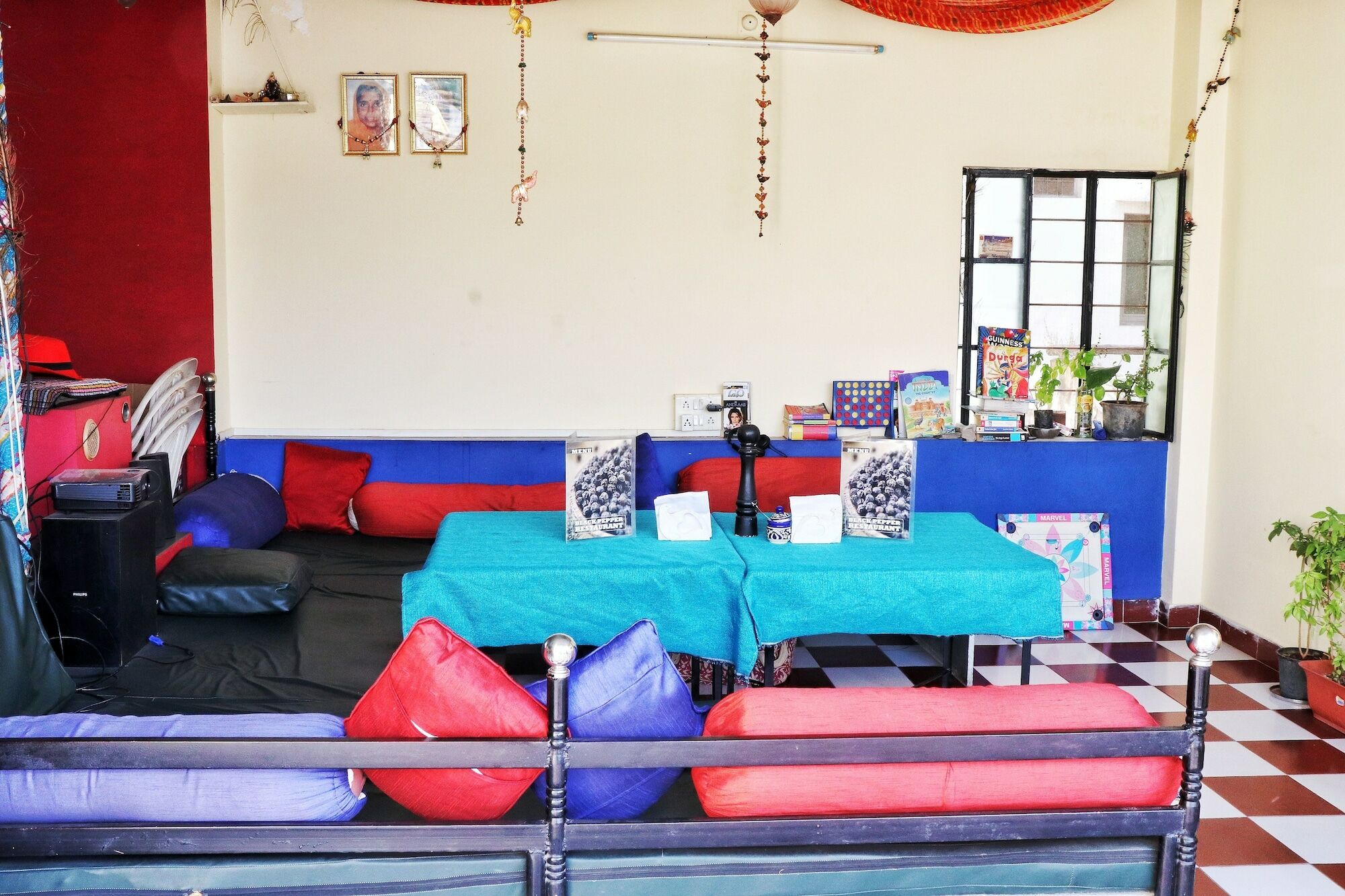 Black Pepper Home Stay Удайпур Екстериор снимка